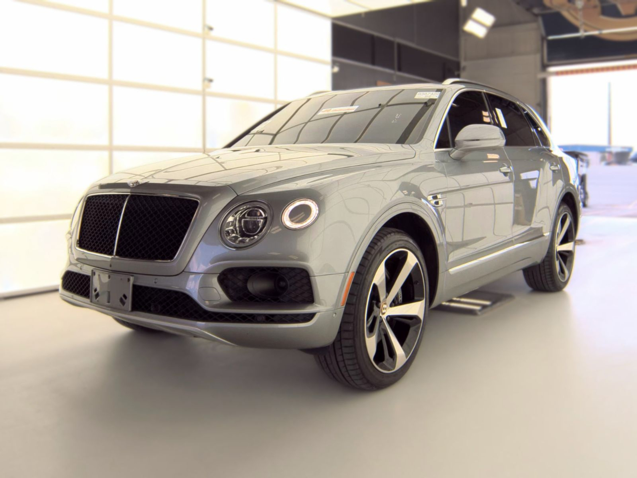 Bentley Bentayga V8 AWD 2019