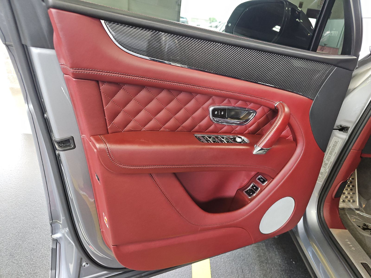 Bentley Bentayga V8 AWD 2019