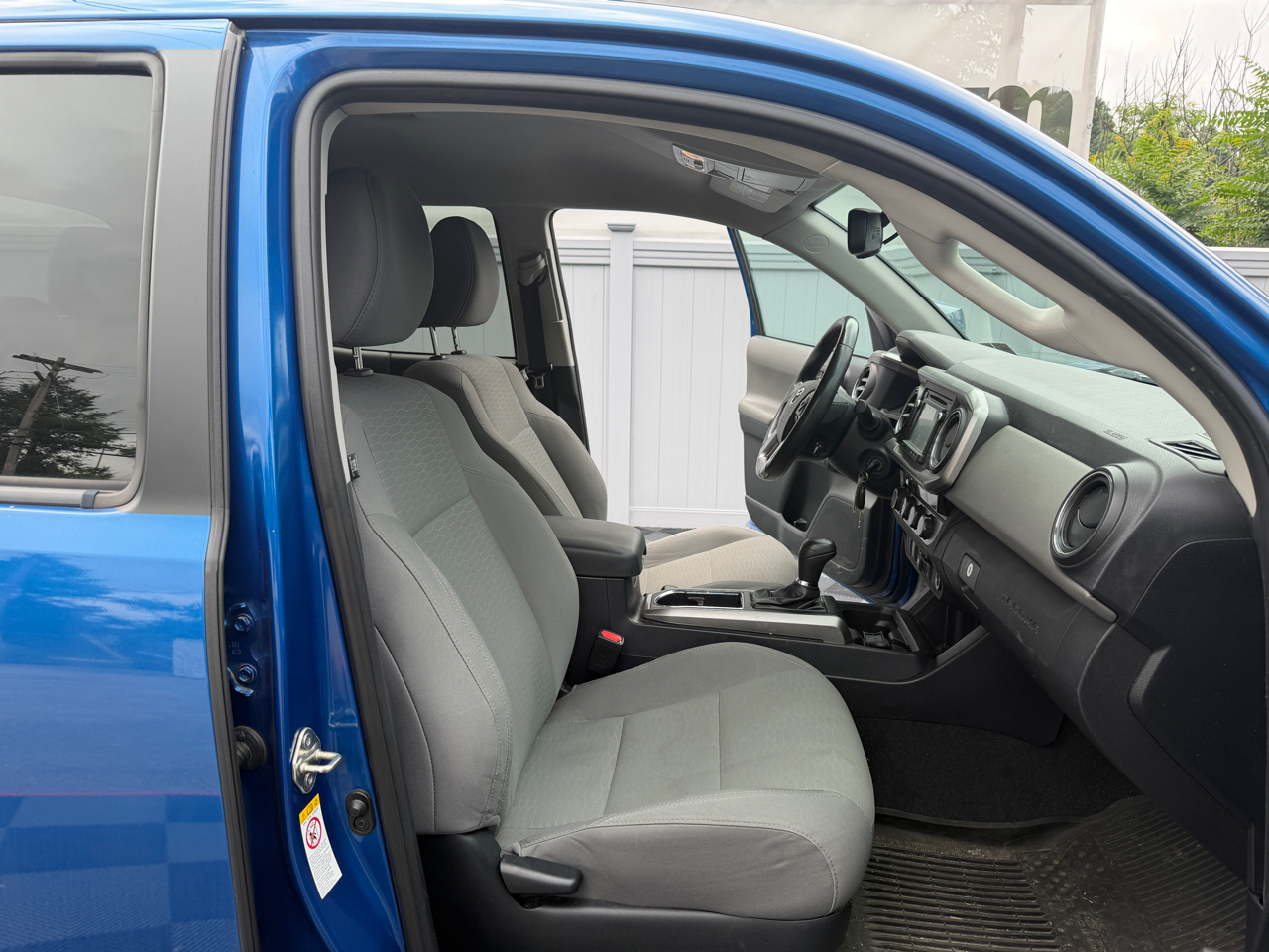 Toyota Tacoma SR5 Double Cab 6' Bed V6 4x4 AT (Natl) 2018