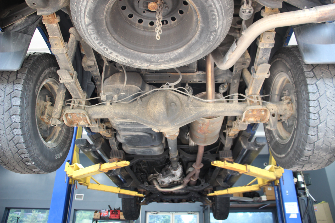 Toyota Tacoma SR5 Double Cab 6' Bed V6 4x4 AT (Natl) 2018