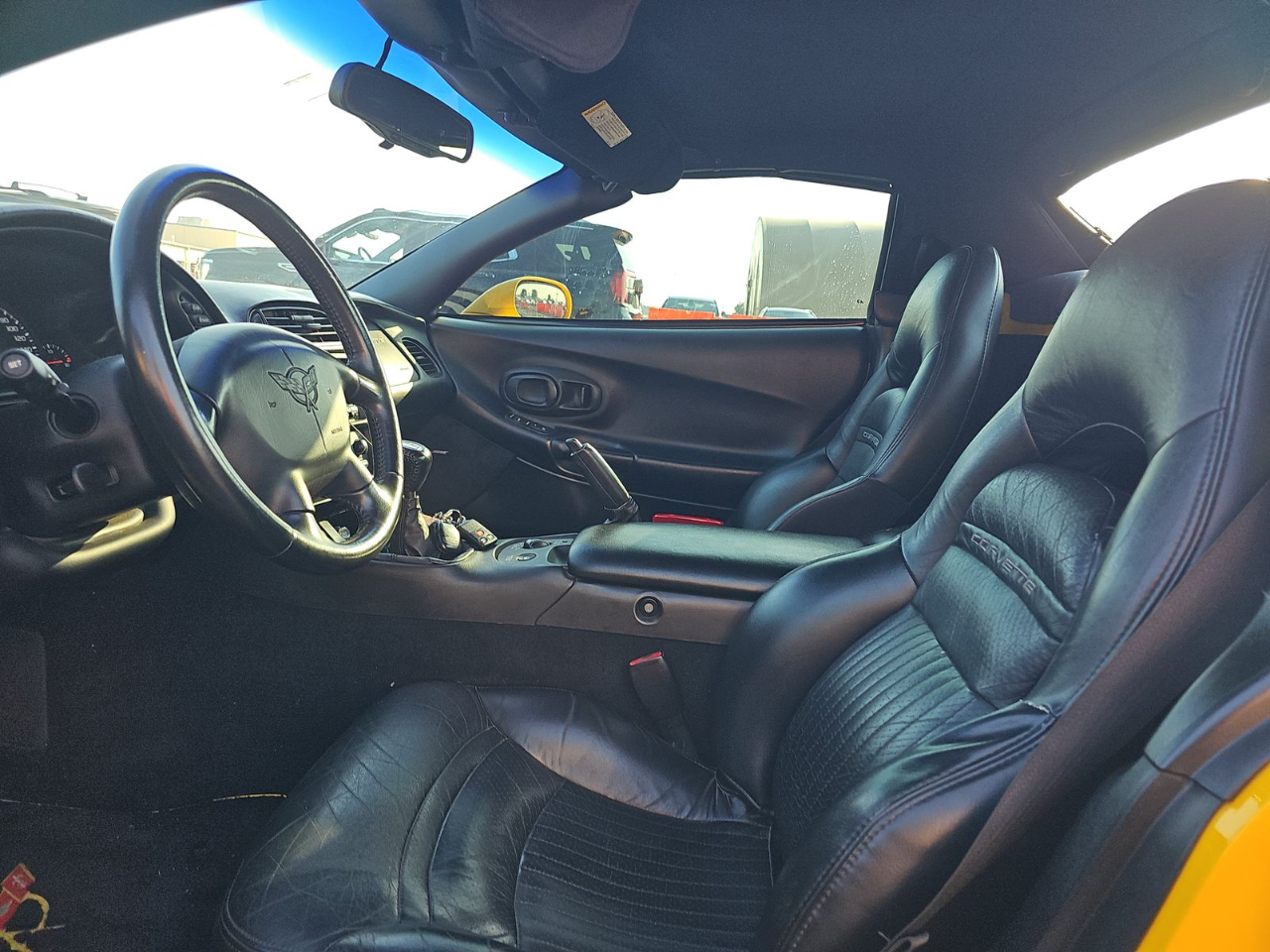 Chevrolet Corvette 2dr Convertible 2000