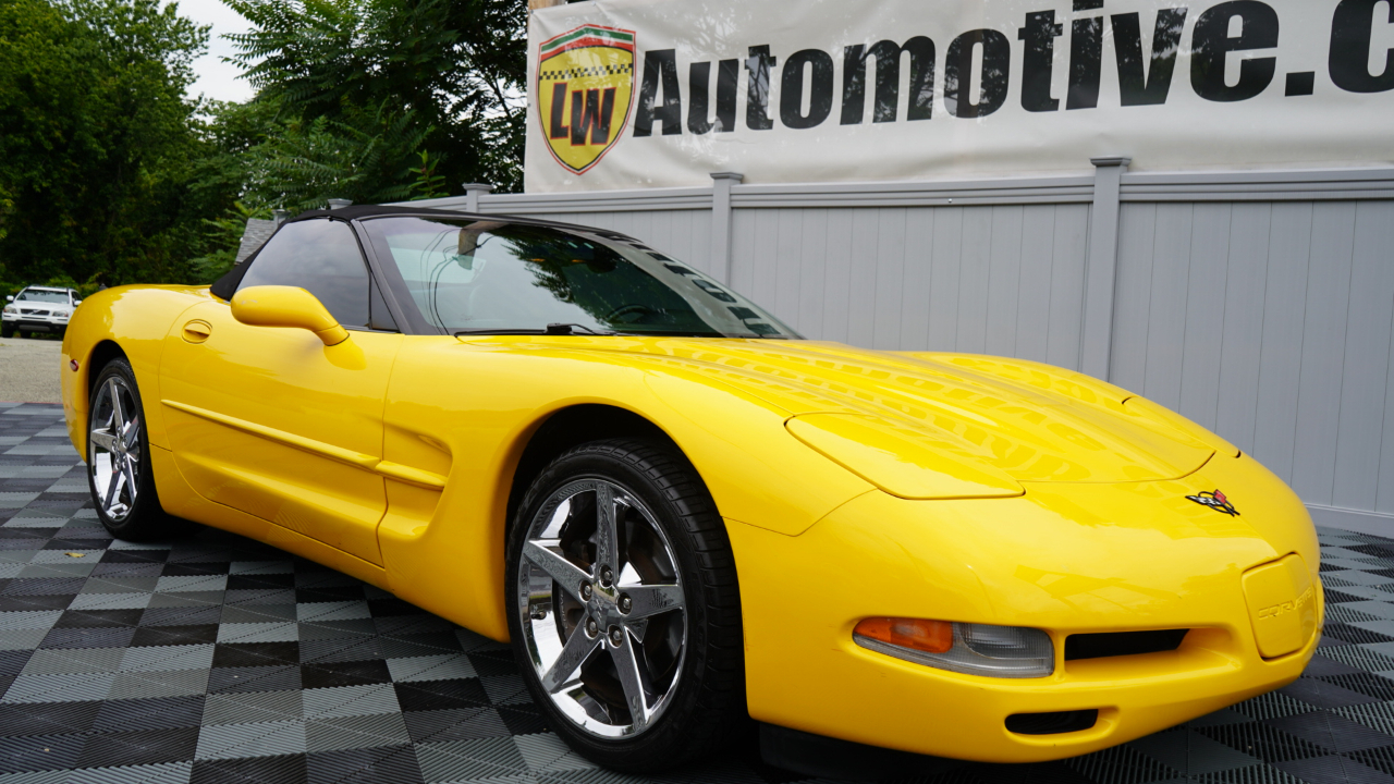 Chevrolet Corvette 2dr Convertible 2000