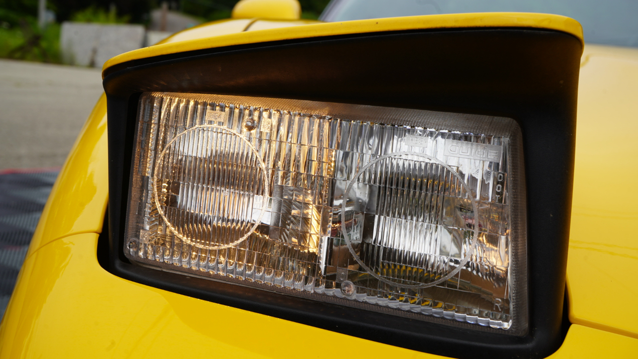 Chevrolet Corvette 2dr Convertible 2000