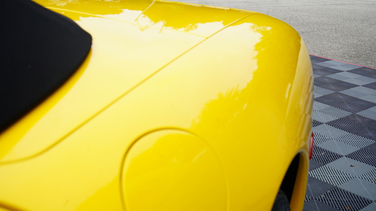 Chevrolet Corvette 2dr Convertible 2000