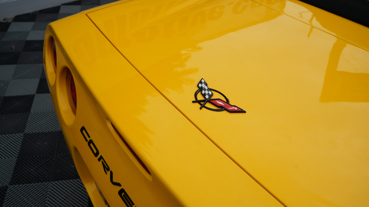 Chevrolet Corvette 2dr Convertible 2000