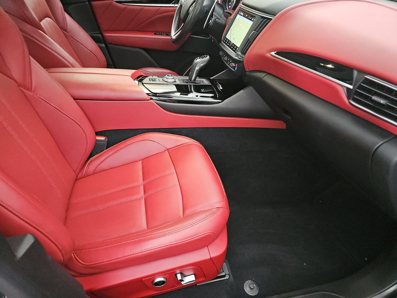 Maserati Levante Modena AWD 2023