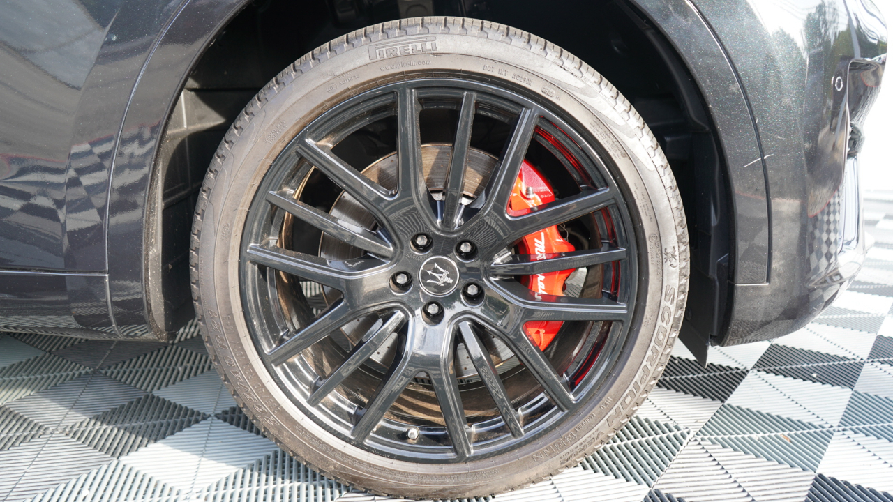 Maserati Levante Modena AWD 2023