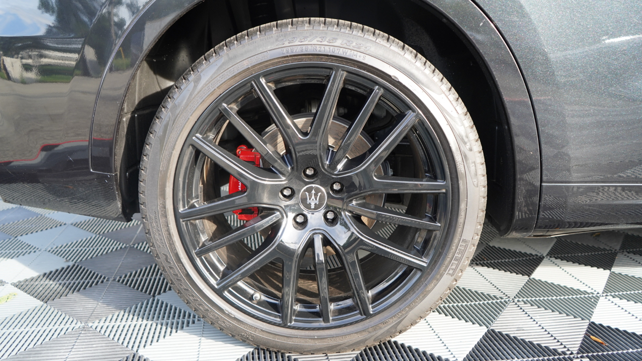 Maserati Levante Modena AWD 2023