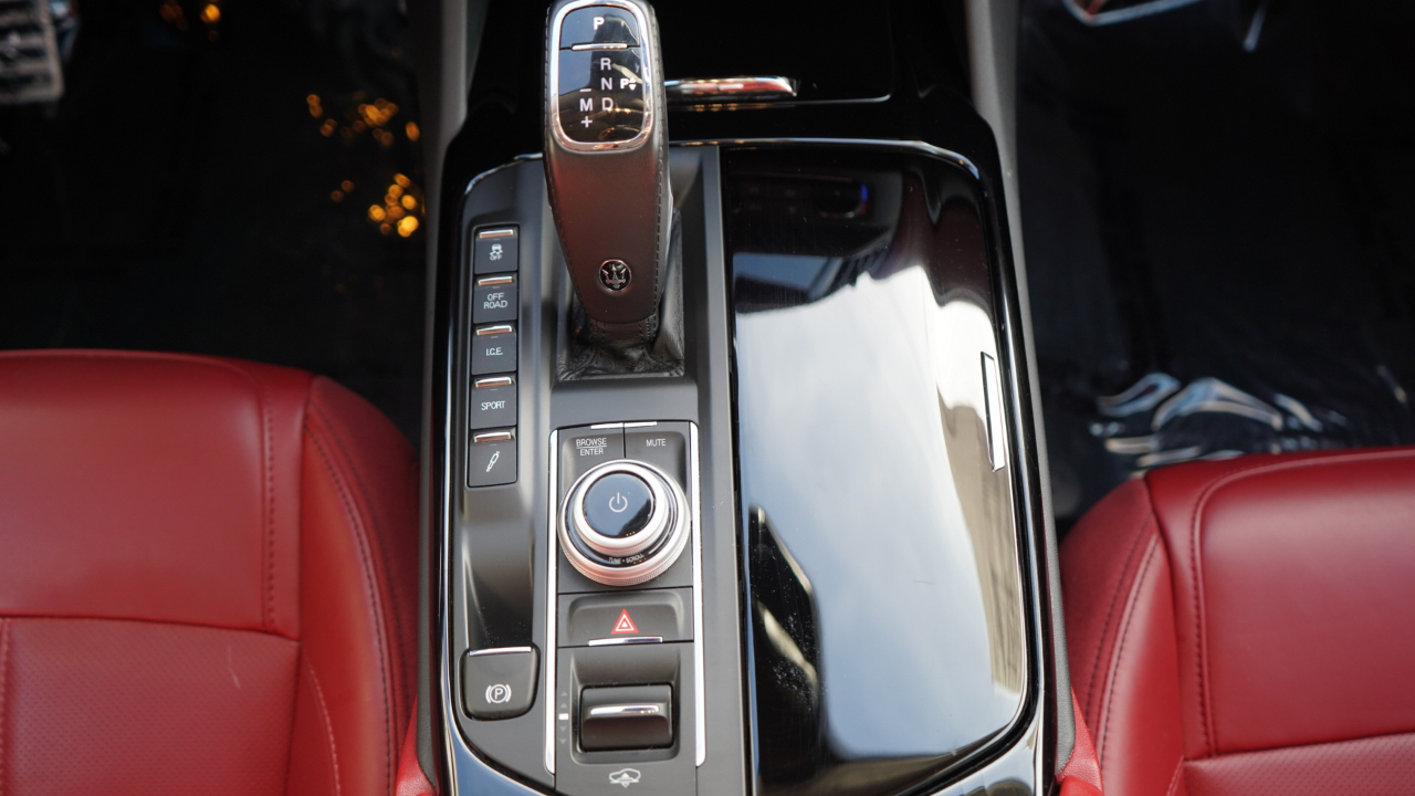 Maserati Levante Modena AWD 2023