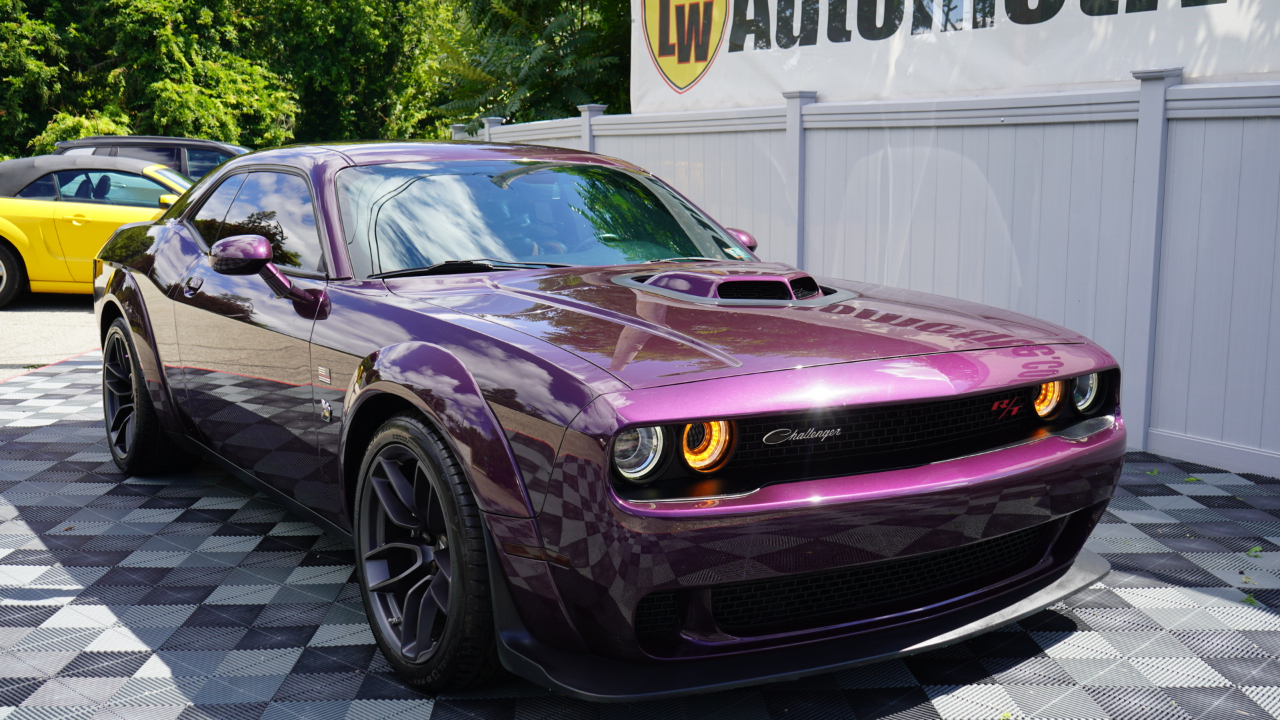 Dodge Challenger R/T Scat Pack Widebody RWD 2021