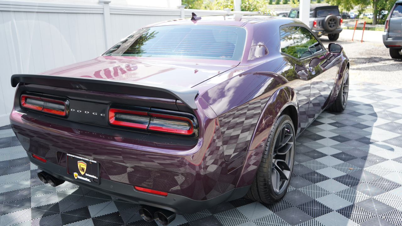 Dodge Challenger R/T Scat Pack Widebody RWD 2021