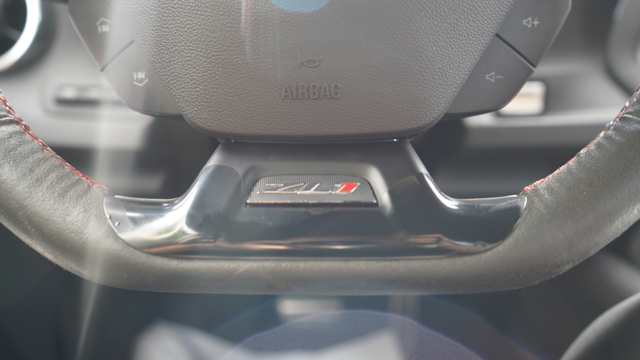 Chevrolet Camaro 2dr Cpe ZL1 2018