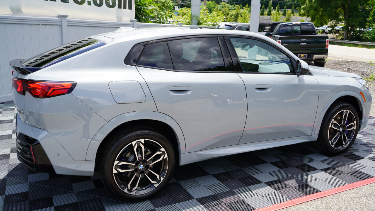 BMW X2 xDrive28i Sports Activity Coupe 2026