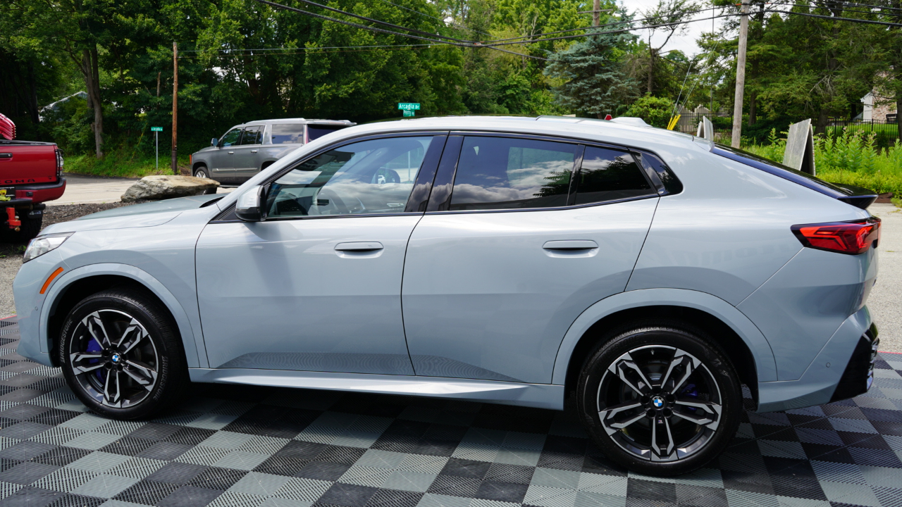 BMW X2 xDrive28i Sports Activity Coupe 2026