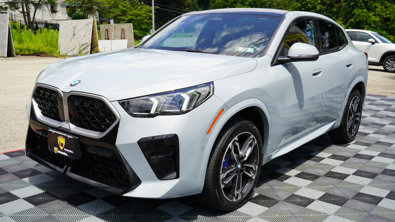 BMW X2 xDrive28i Sports Activity Coupe 2026