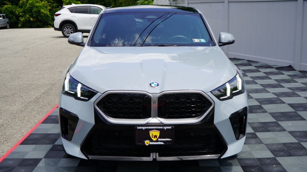 BMW X2 xDrive28i Sports Activity Coupe 2026
