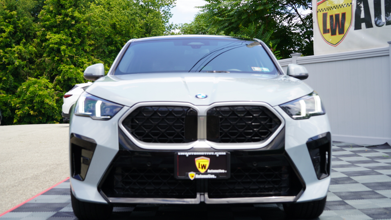 BMW X2 xDrive28i Sports Activity Coupe 2026