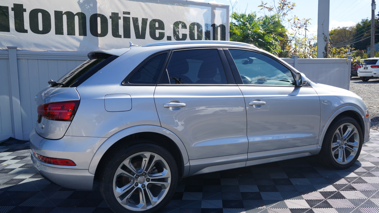 Audi Q3 2.0 TFSI Premium quattro AWD 2018