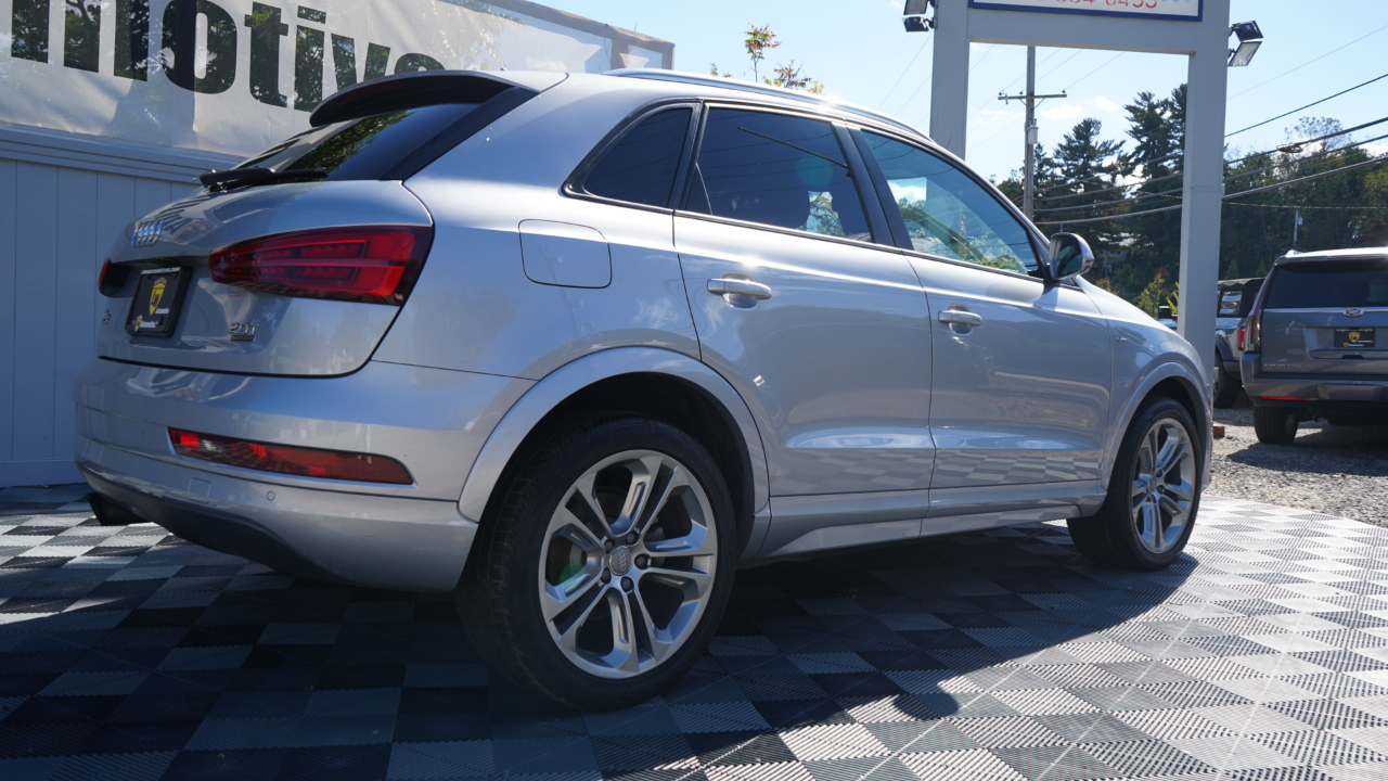 Audi Q3 2.0 TFSI Premium quattro AWD 2018