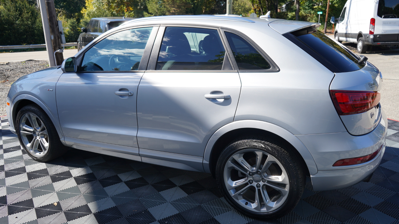 Audi Q3 2.0 TFSI Premium quattro AWD 2018