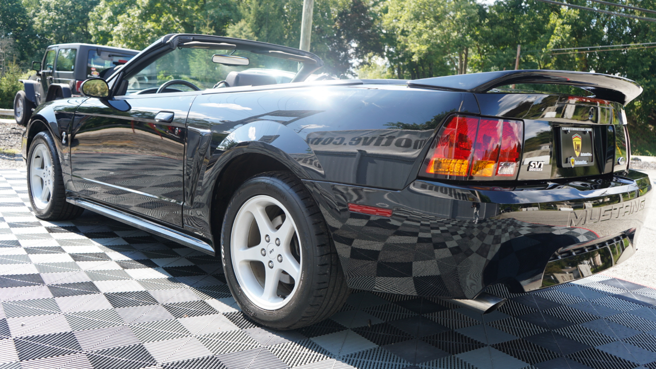 Ford Mustang 2dr Convertible SVT Cobra 1999