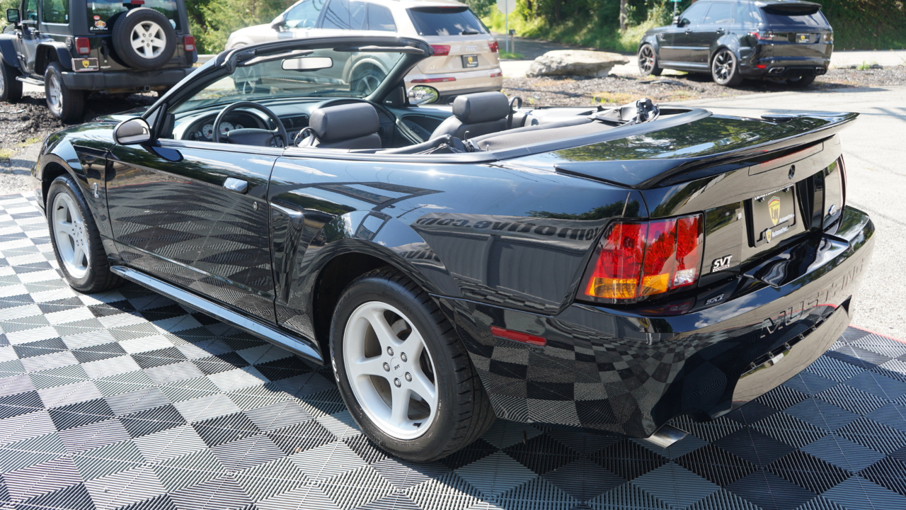Ford Mustang 2dr Convertible SVT Cobra 1999