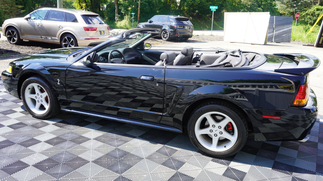 Ford Mustang 2dr Convertible SVT Cobra 1999