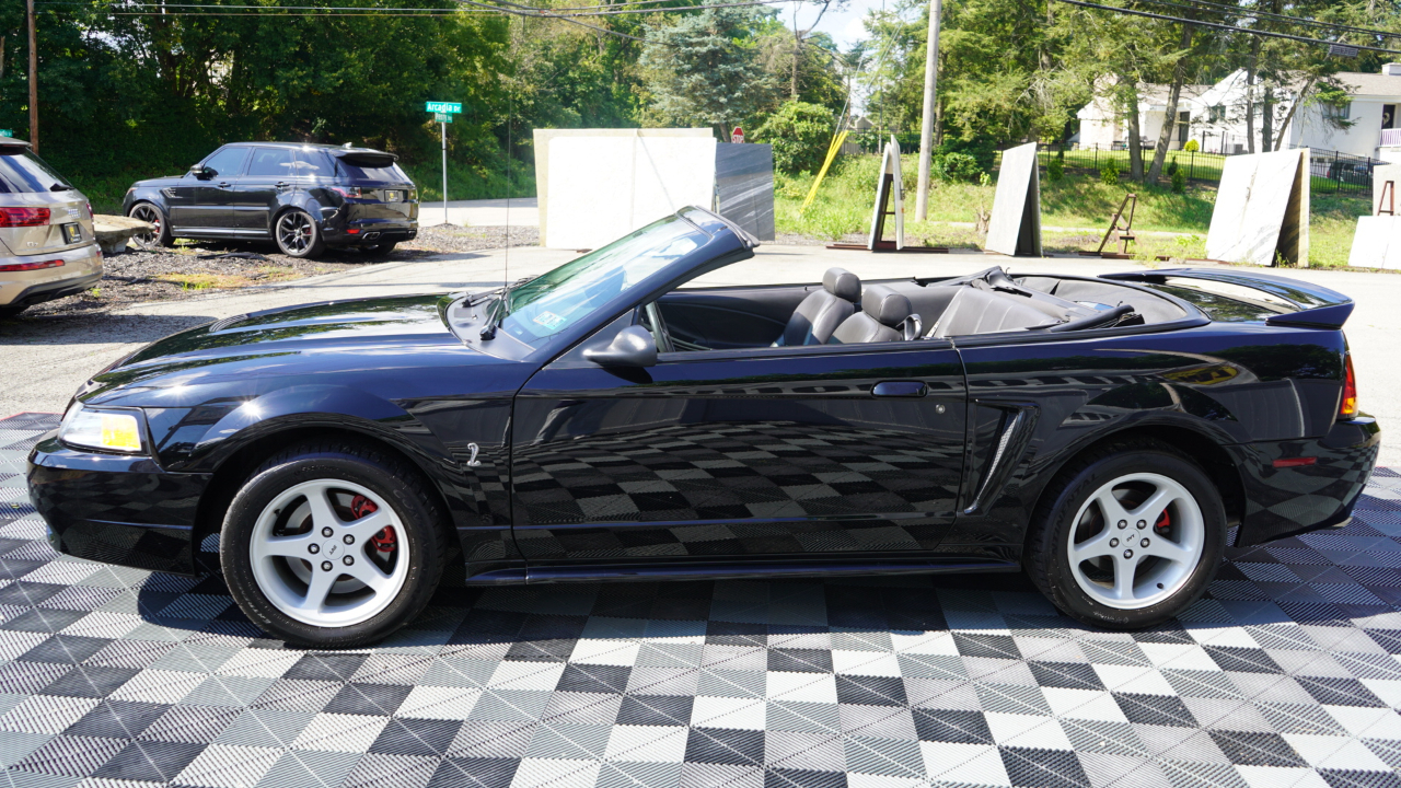 Ford Mustang 2dr Convertible SVT Cobra 1999