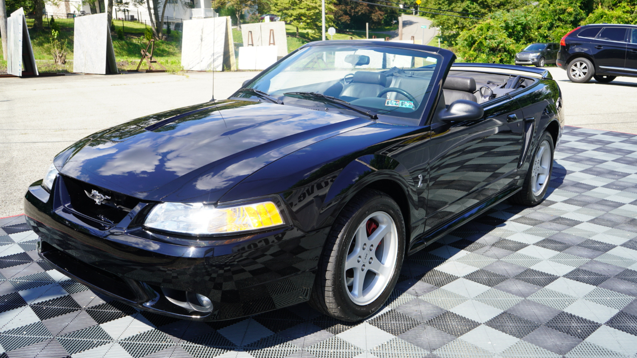 Ford Mustang 2dr Convertible SVT Cobra 1999