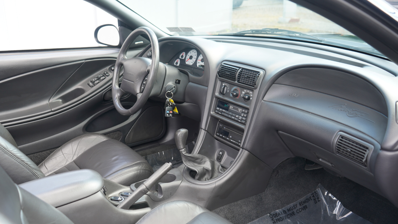 Ford Mustang 2dr Convertible SVT Cobra 1999