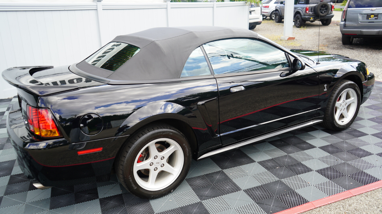 Ford Mustang 2dr Convertible SVT Cobra 1999