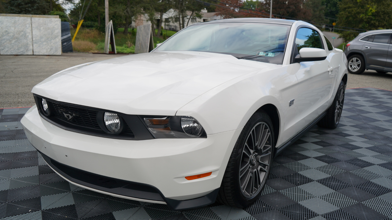 Ford Mustang 2dr Cpe GT 2010