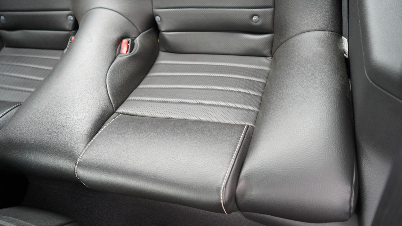 Ford Mustang 2dr Cpe GT 2010