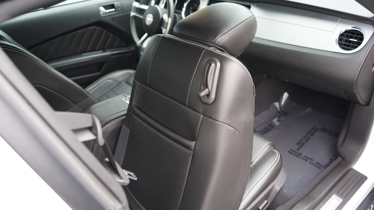 Ford Mustang 2dr Cpe GT 2010