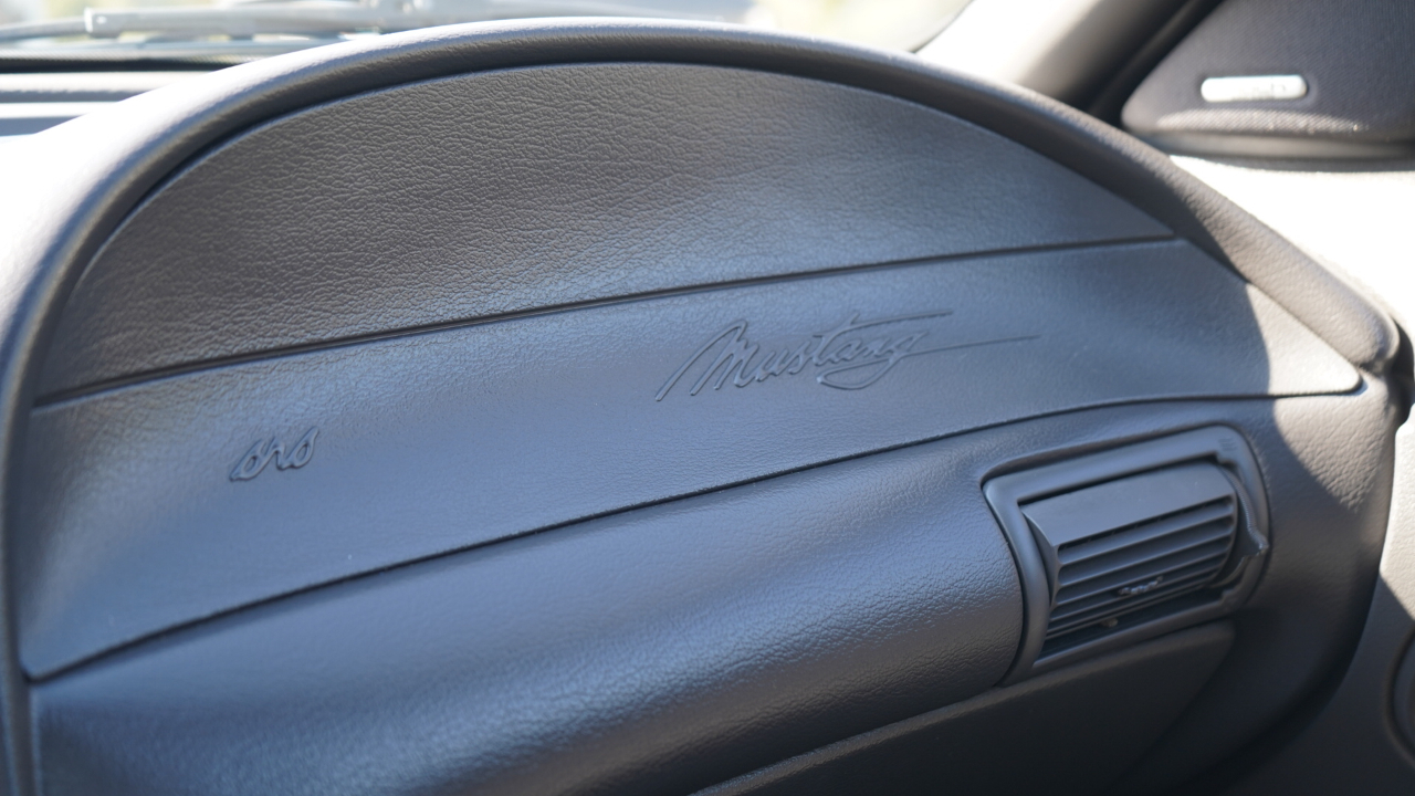 Ford Mustang Mach 1 2D Coupe 2003