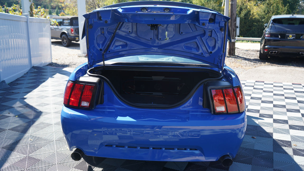 Ford Mustang Mach 1 2D Coupe 2003