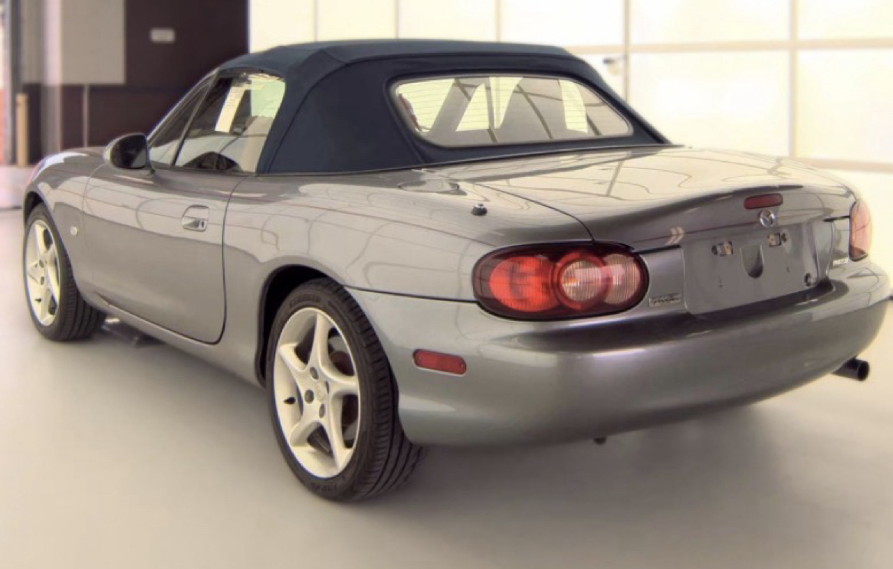 Mazda MX-5 Miata 2dr Conv Shinsen Auto 2003