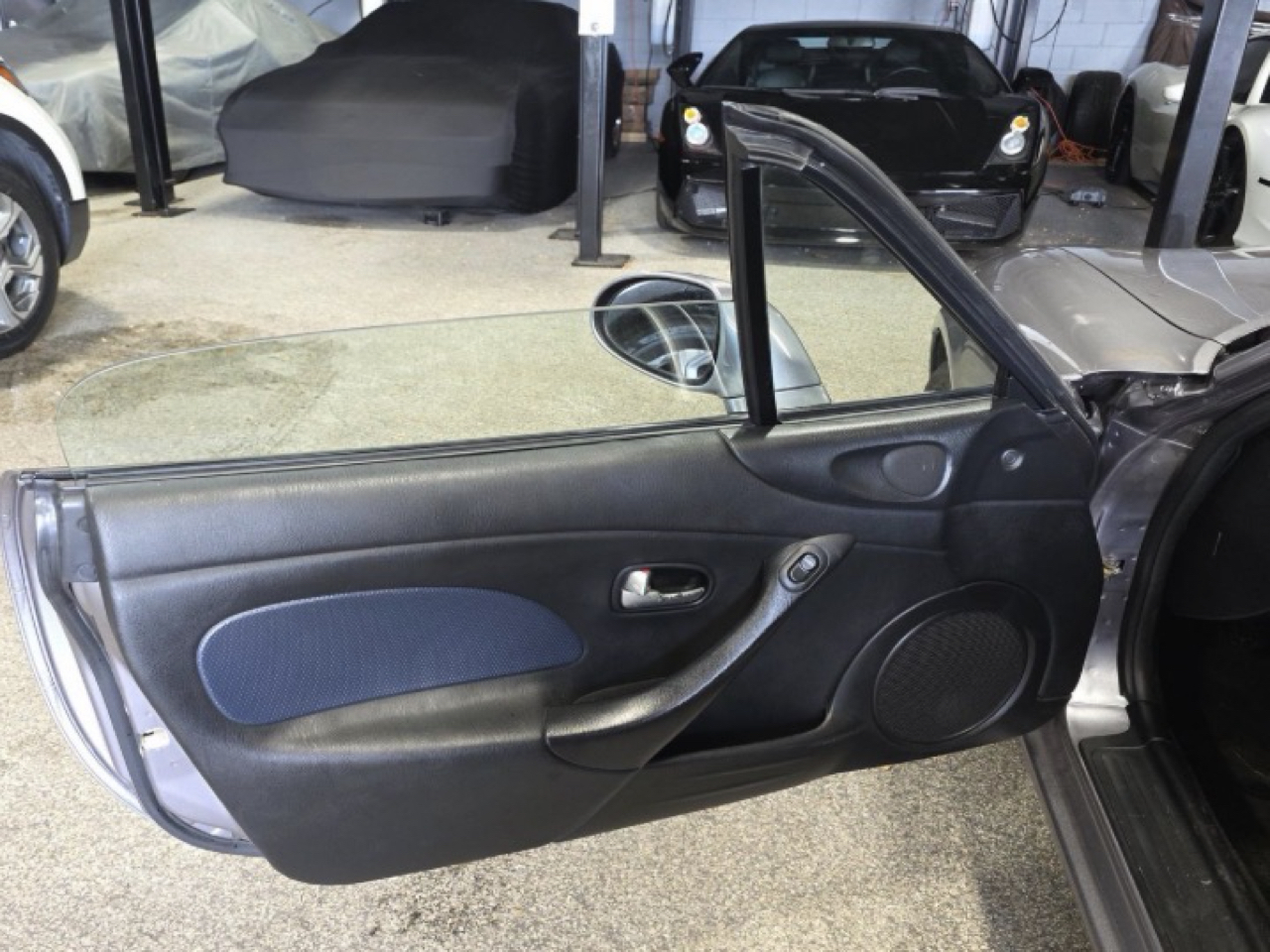 Mazda MX-5 Miata 2dr Conv Shinsen Auto 2003
