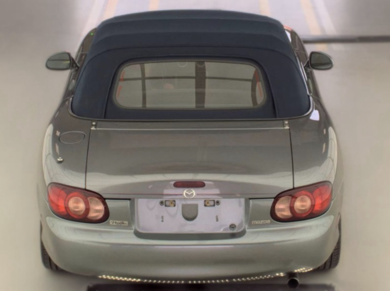 Mazda MX-5 Miata 2dr Conv Shinsen Auto 2003