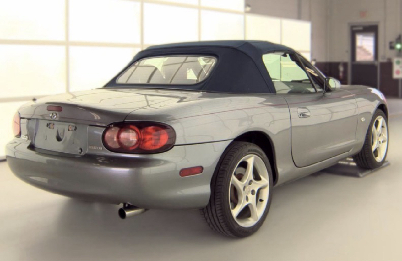 Mazda MX-5 Miata 2dr Conv Shinsen Auto 2003