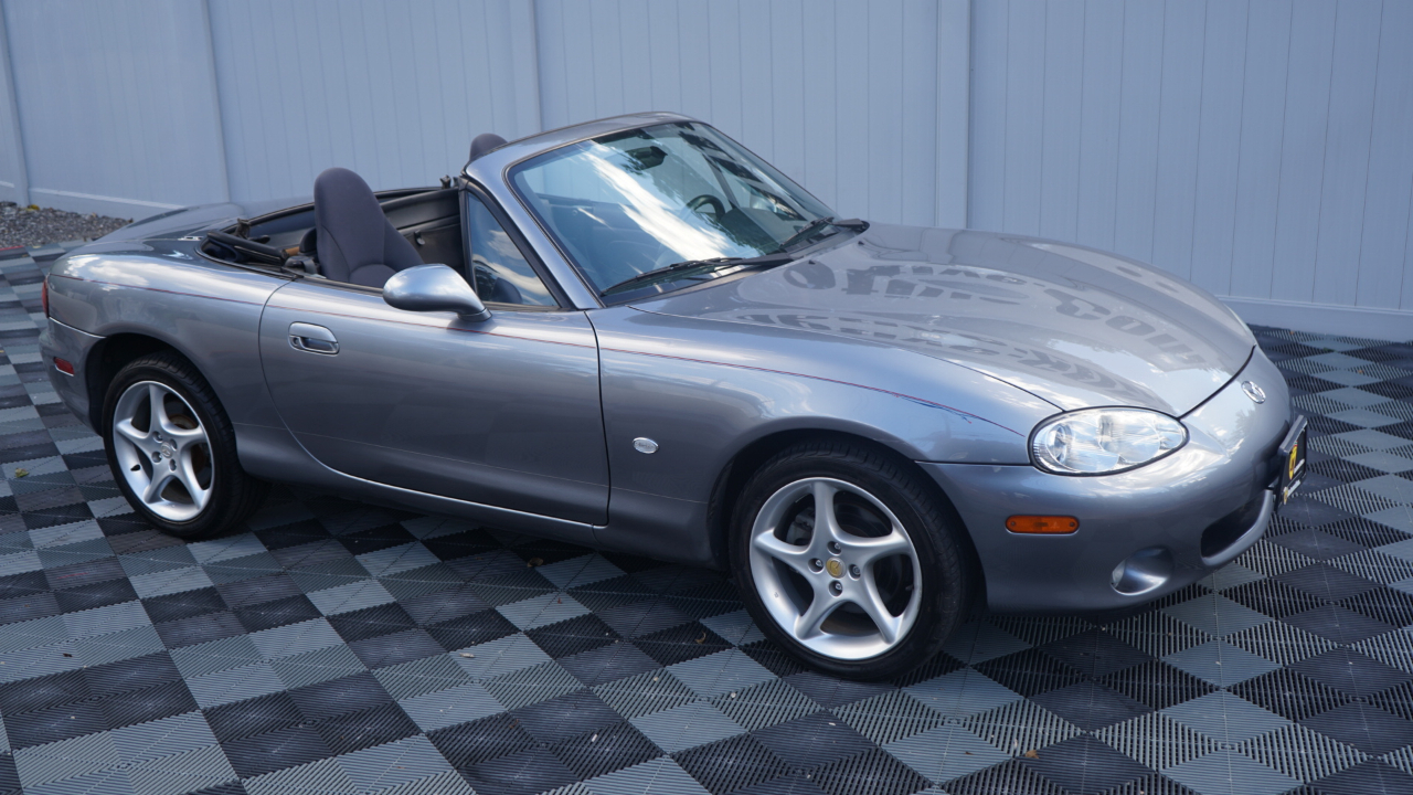 Mazda MX-5 Miata 2dr Conv Shinsen Auto 2003