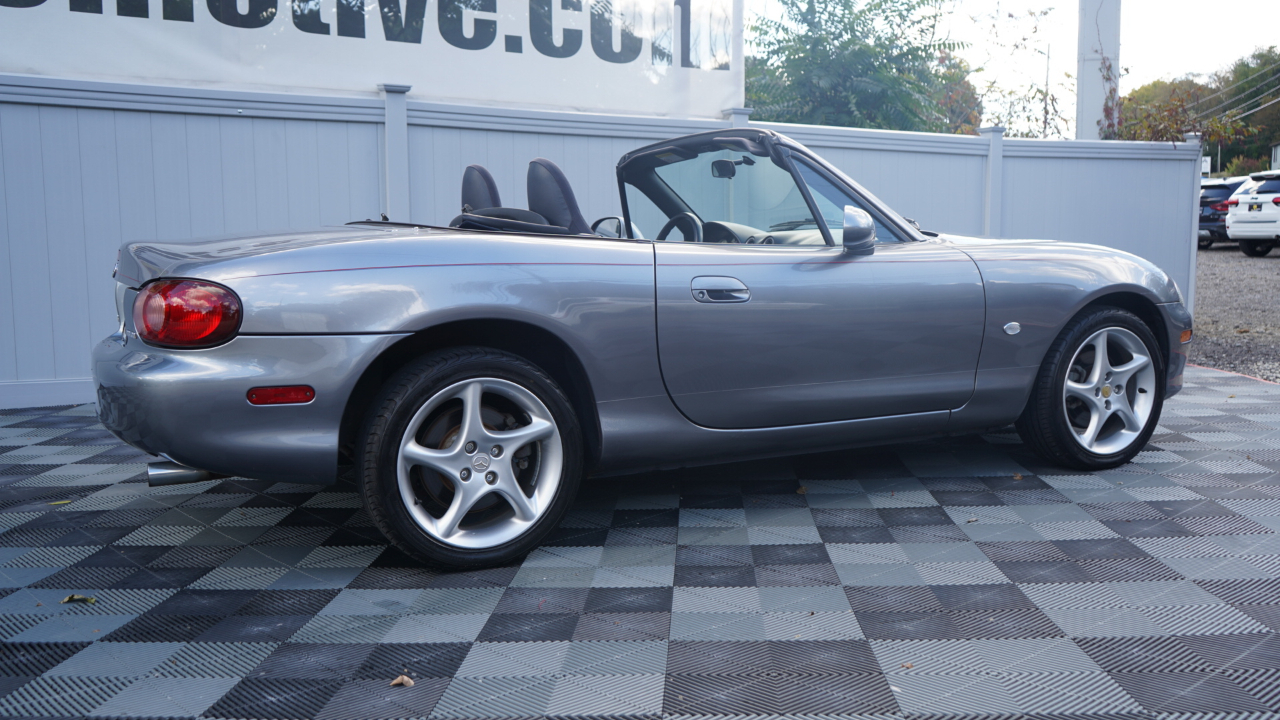 Mazda MX-5 Miata 2dr Conv Shinsen Auto 2003