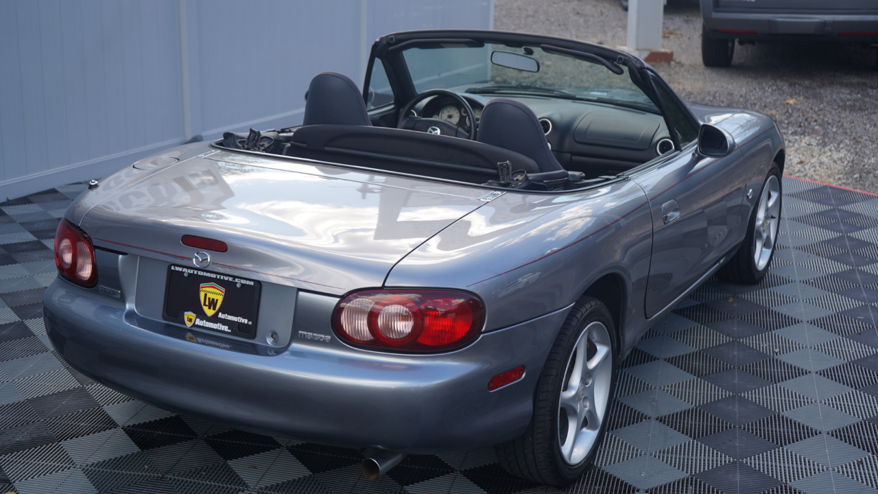 Mazda MX-5 Miata 2dr Conv Shinsen Auto 2003