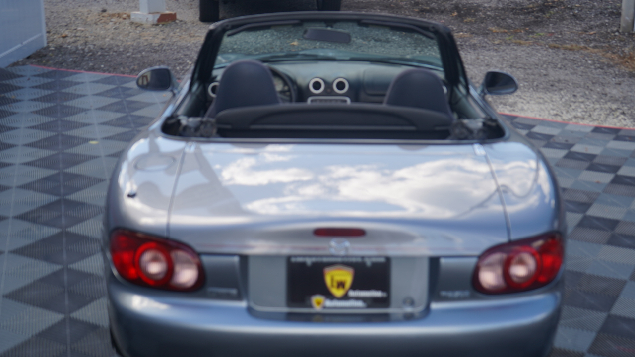 Mazda MX-5 Miata 2dr Conv Shinsen Auto 2003