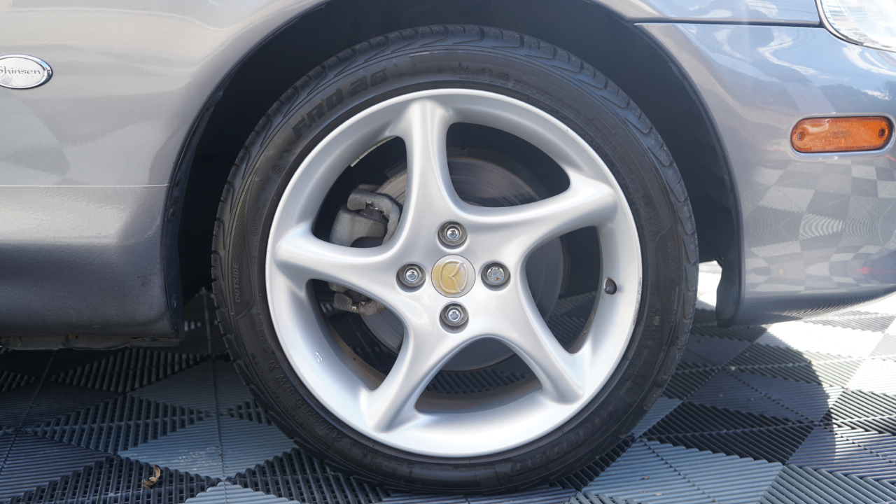 Mazda MX-5 Miata 2dr Conv Shinsen Auto 2003