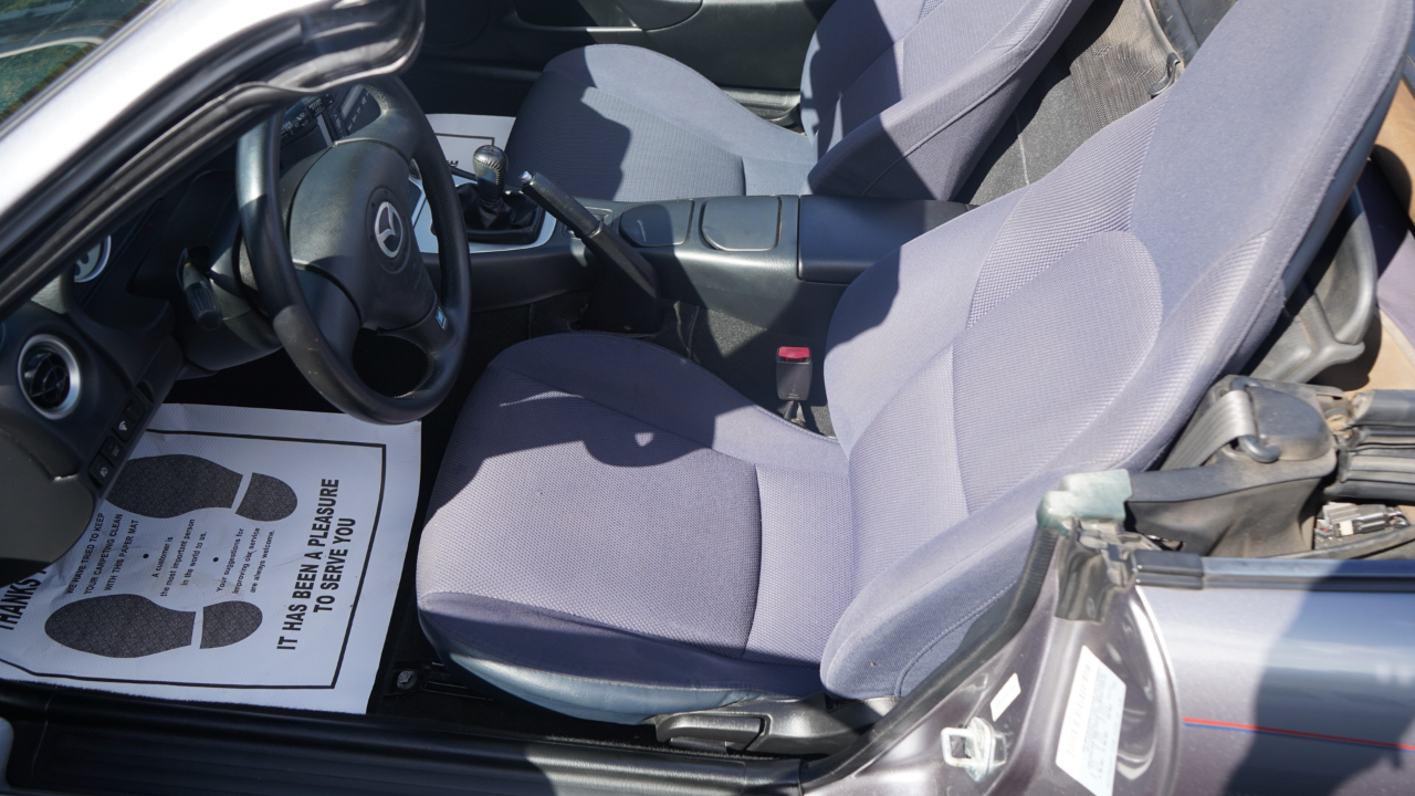 Mazda MX-5 Miata 2dr Conv Shinsen Auto 2003