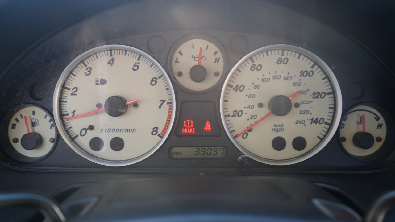 Mazda MX-5 Miata 2dr Conv Shinsen Auto 2003