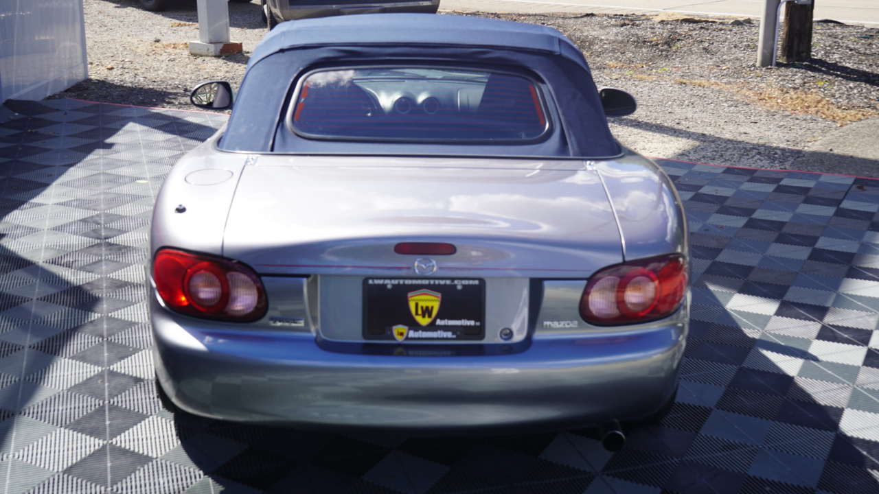 Mazda MX-5 Miata 2dr Conv Shinsen Auto 2003