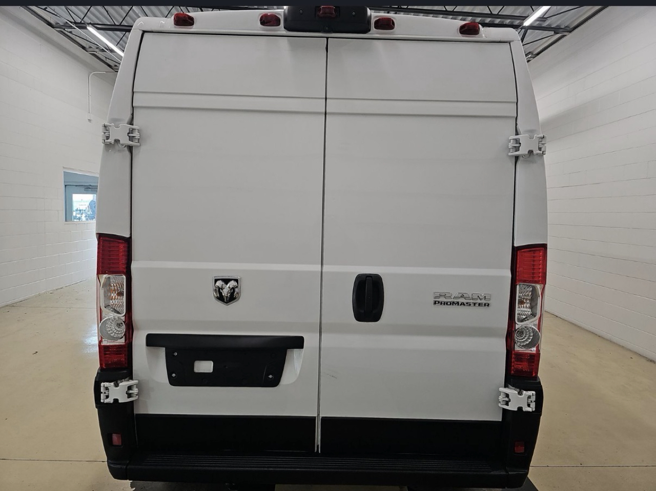 RAM ProMaster Cargo Van Tradesman 2500 High Roof 159" WB w/Pass Seat 2024