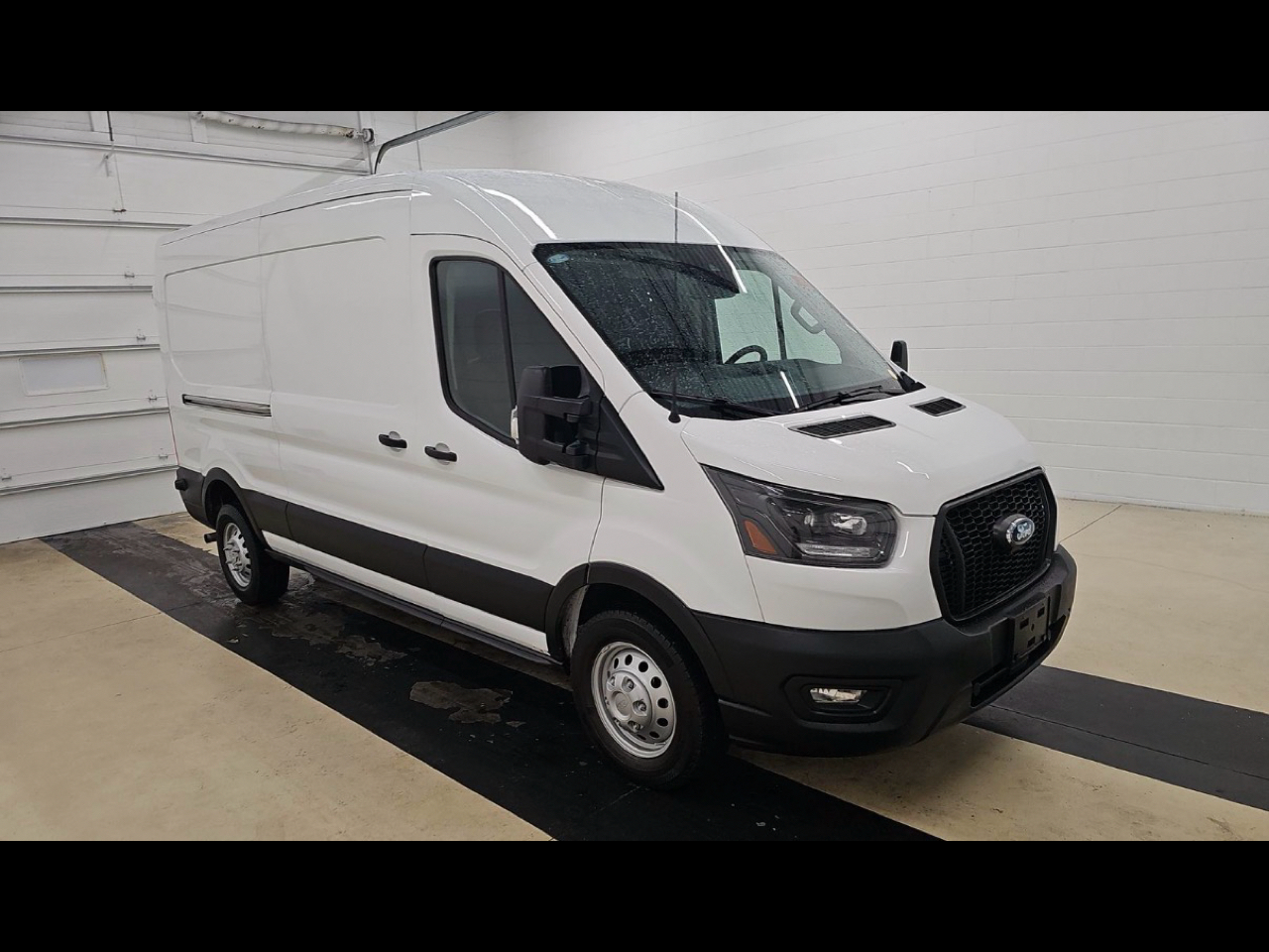 Ford Transit Cargo Van T-250 148" Med Rf 9070 GVWR AWD 2024